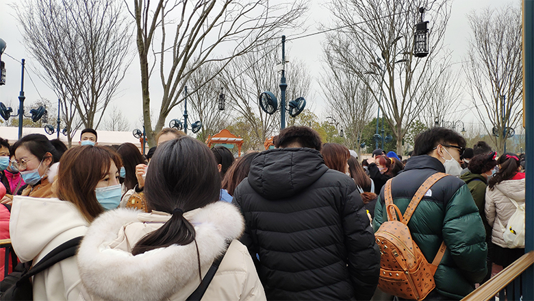 Happy Women’s Day | 歡度三八節(jié)，我們相約上海迪士尼樂園