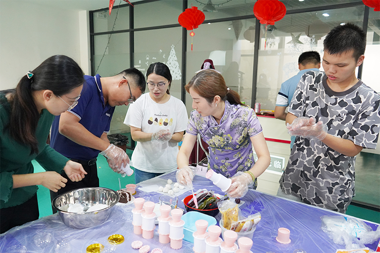 月圓中秋 · 集體慶生 | 溫馨九月，迎佳節，賀生辰，共團圓！